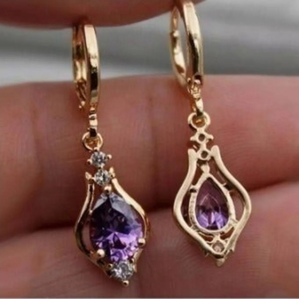 AAA purple Cubic Zirconia Earrings - Picture 1 of 2